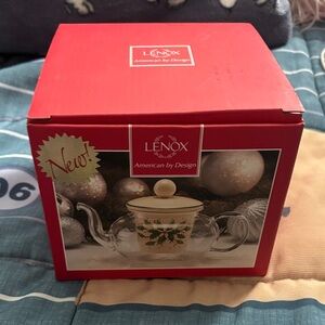 Lenox Festive Glass Teapot with Infuser Gold Accents (NIb) (Retired)